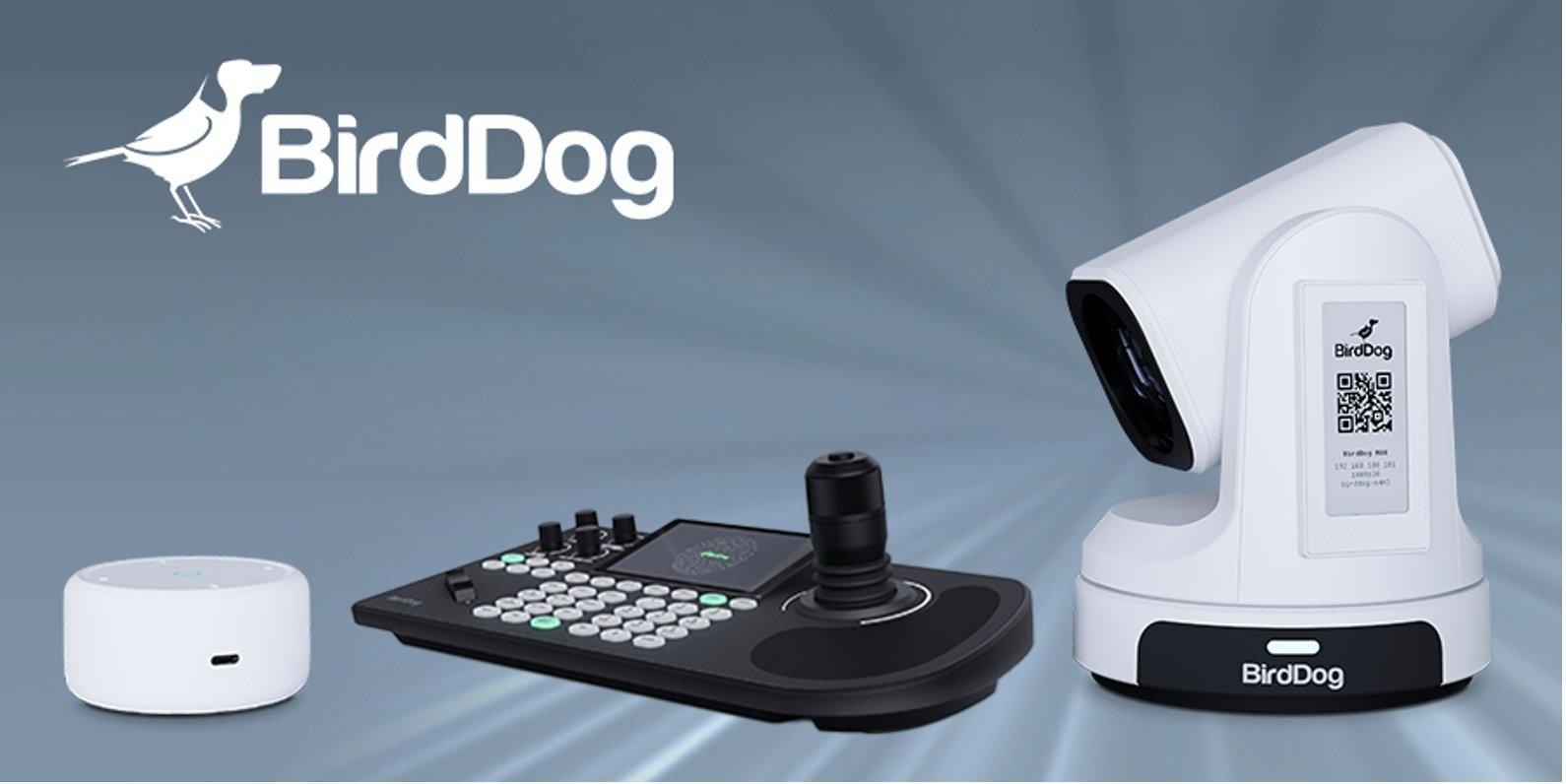 a green light is shining on a camera